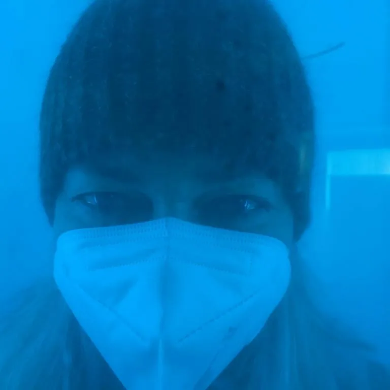 Kälte in der Kammer – Ganzkörperkältetherapie in Tüßling, Bild 3 von 3