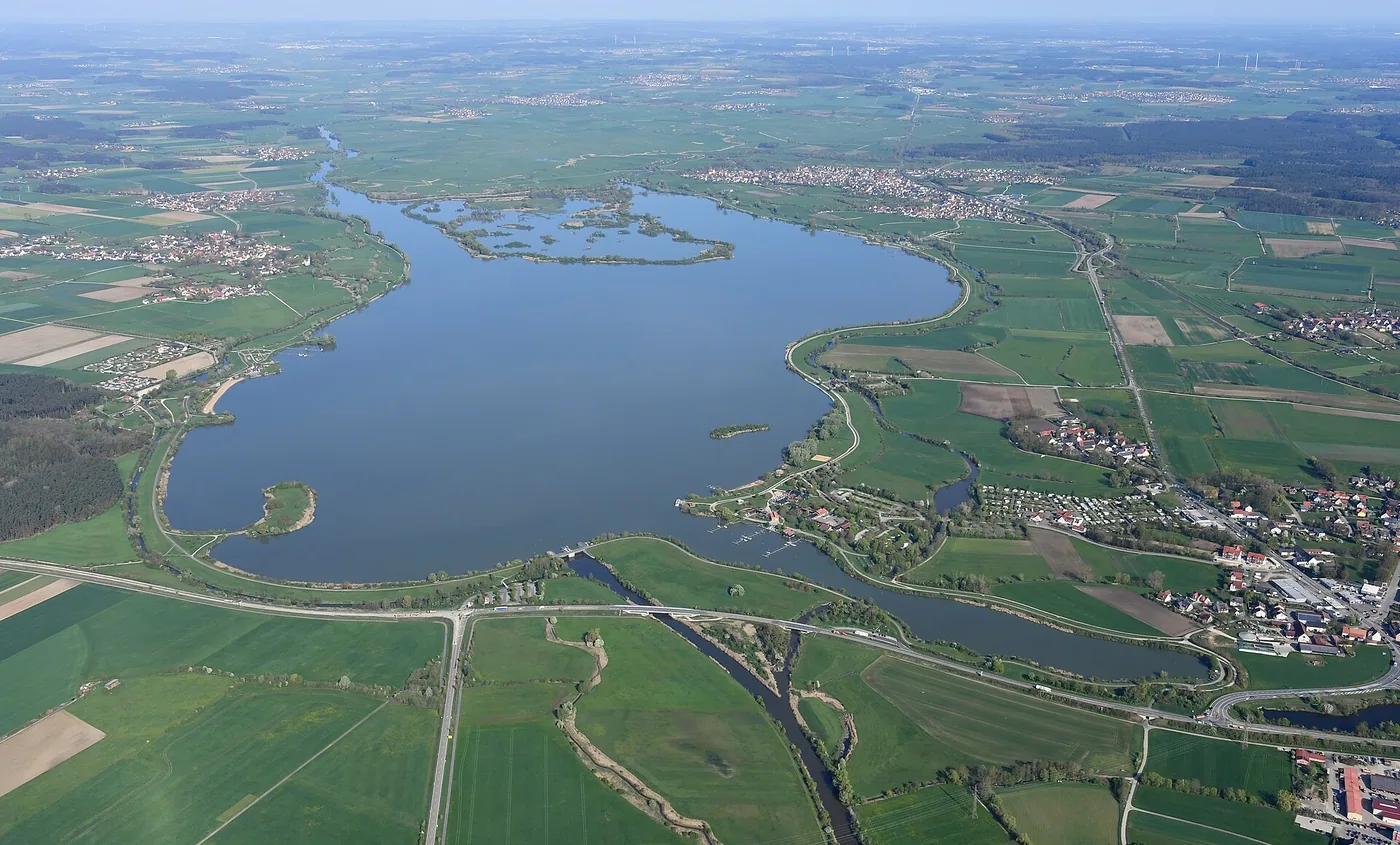 Altmühlsee, Seezentrum Schlungenhof – Eisbaden Bayern Die Eisbären