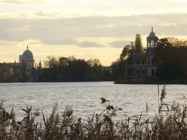 Eisbaden im Heiligen See (Die Heilkraft der Kälte) in Potsdam, Bild 2 von 3